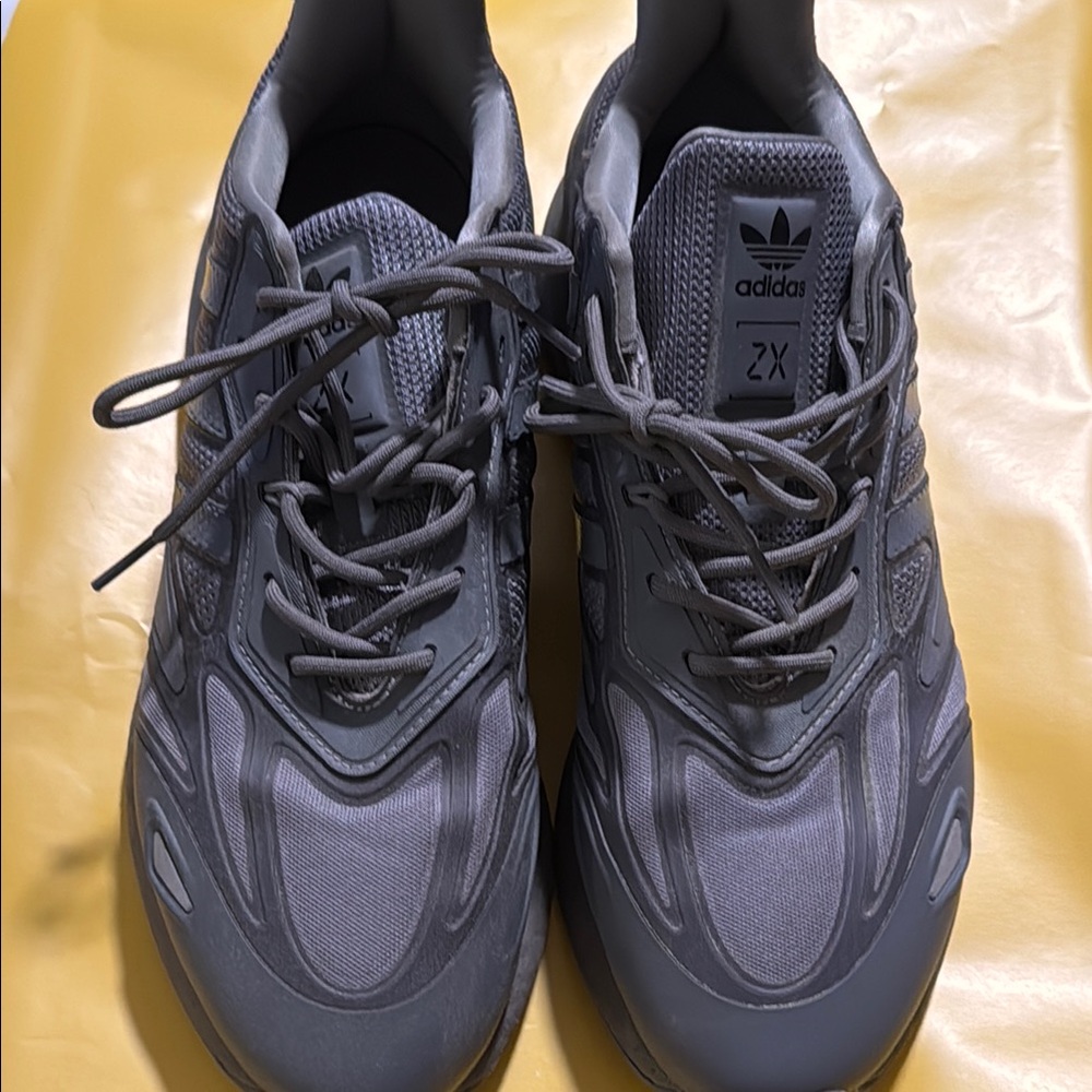 Adidas Men's Gray Sneakers